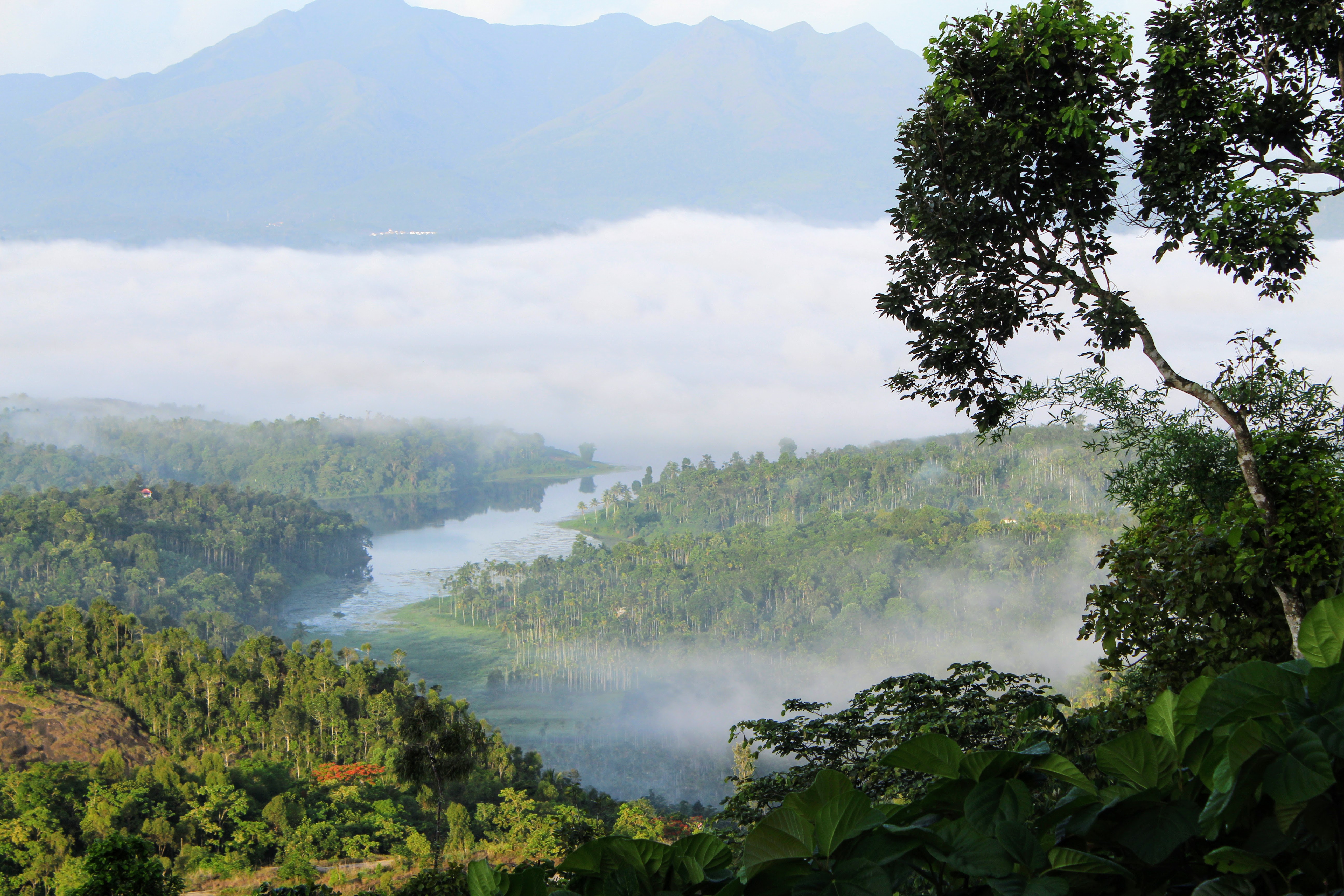 Karapuzha Dam, Wayanad - reservoir and scenic park